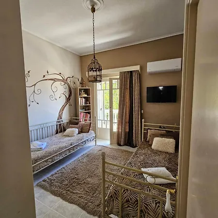 Allegoria House Holiday home *