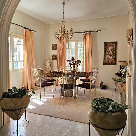 Allegoria House Feriehus *