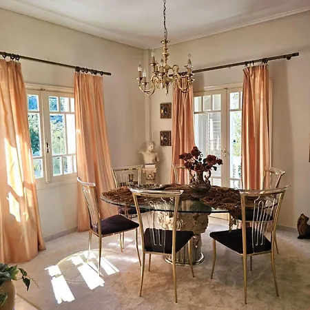 Allegoria House Feriehus *